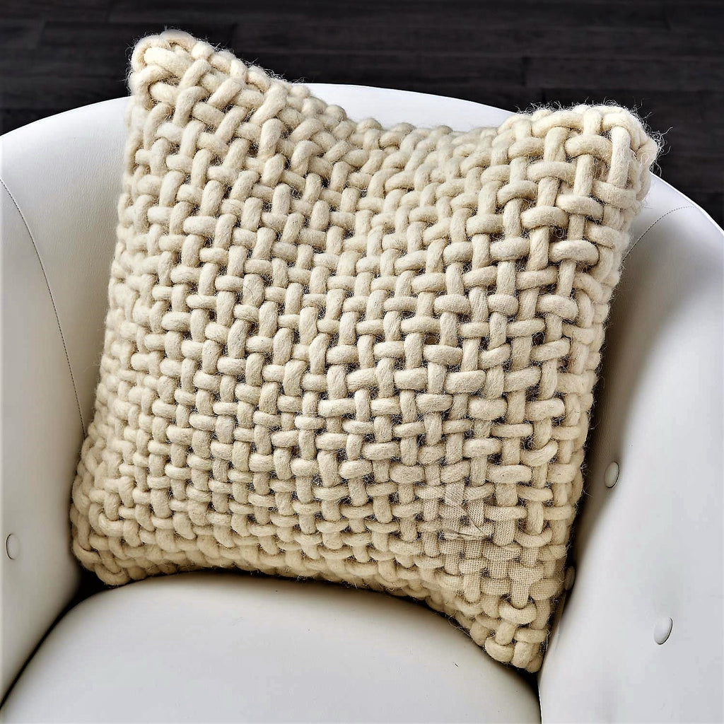 Noodle Felt Pillow - Bone