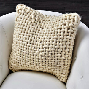 Noodle Felt Pillow - Bone